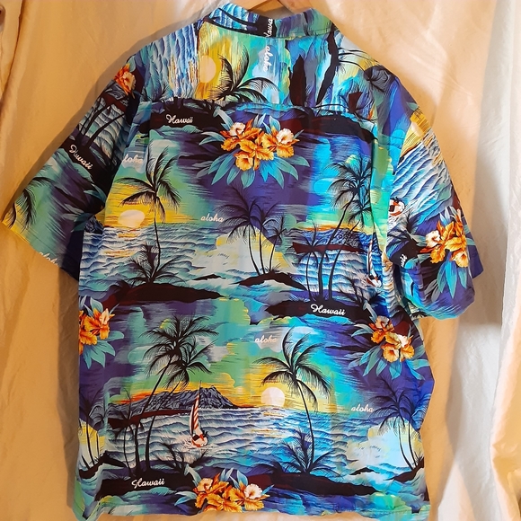 Royal Hawaiian Creations short sleeve shirt 3XL - Picture 4 of 6
